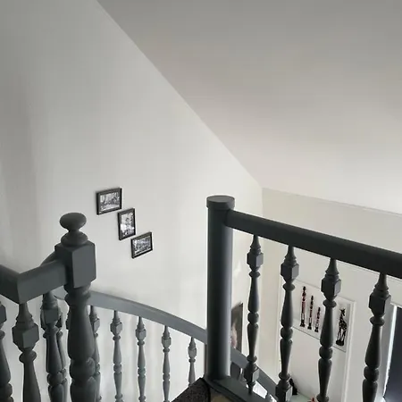 Charming&cosy Duplex In Center Апартаменты