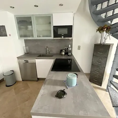 Charming And Cosy Duplex In Center *