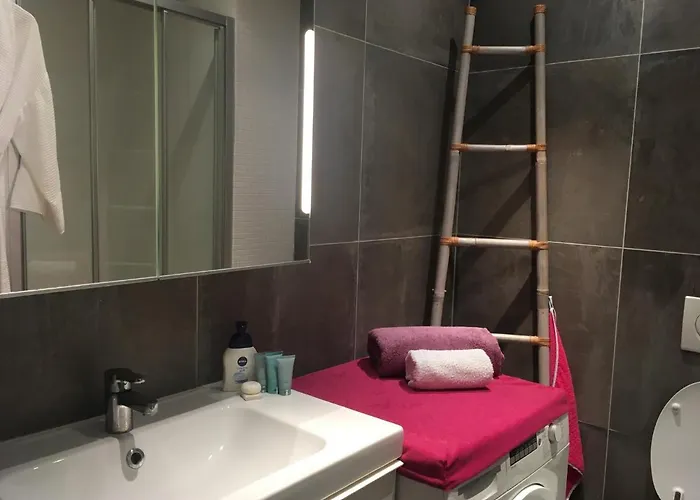 Charming&cosy Duplex In Center דירה